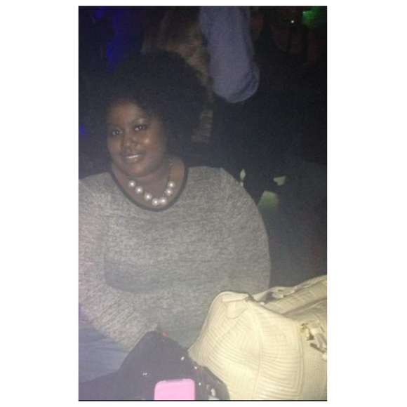 ***Plus Size High-Low Pullover*** - Picture 6 of 7